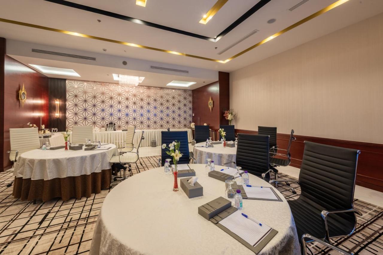 Nivel Hotel Abha Хамис-Мушайт Экстерьер фото Meeting room