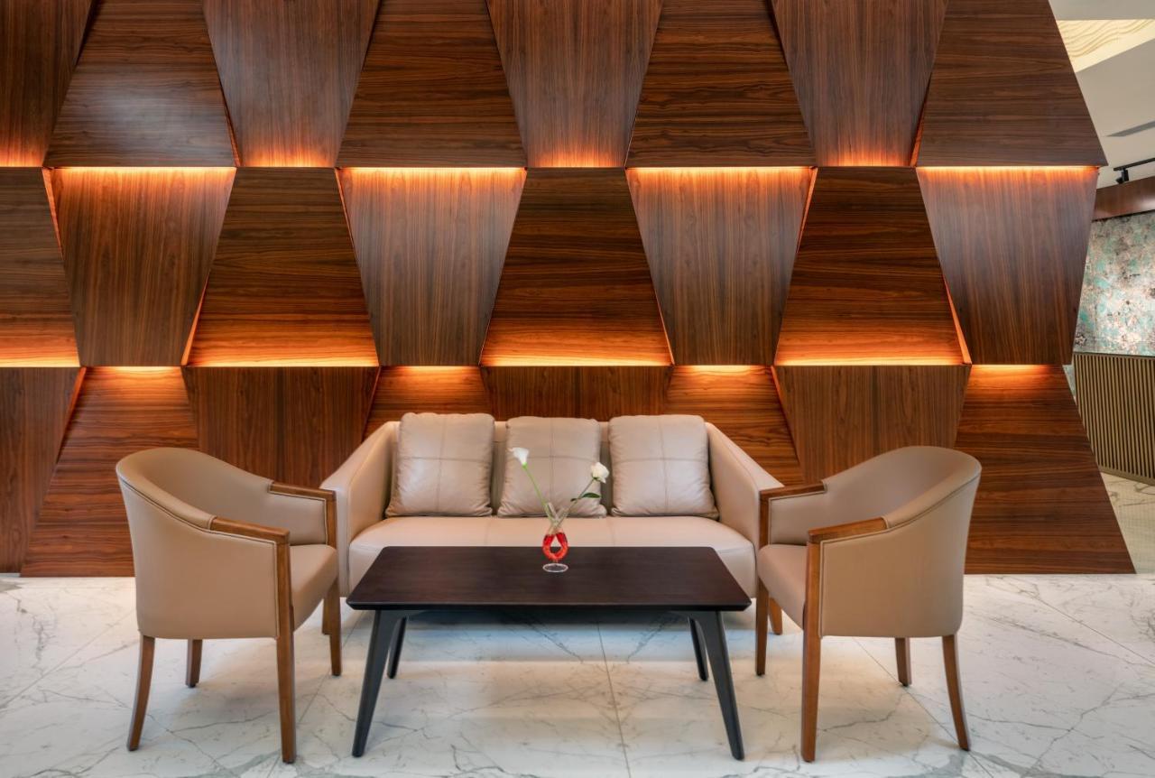 Nivel Hotel Abha Хамис-Мушайт Экстерьер фото The lobby of the hotel